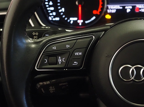 Audi A4 12 of 23