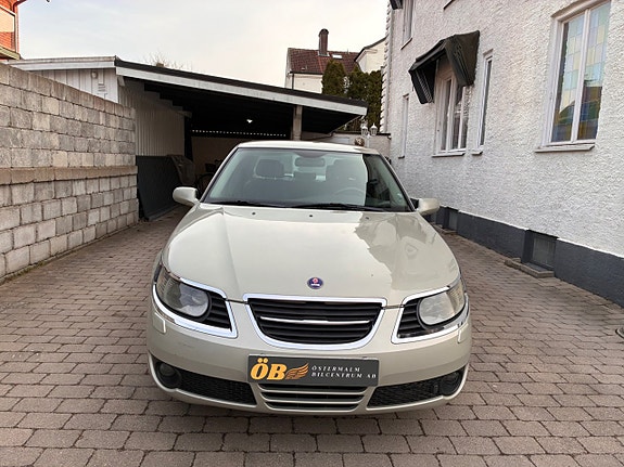 Saab 9-5 7 of 25
