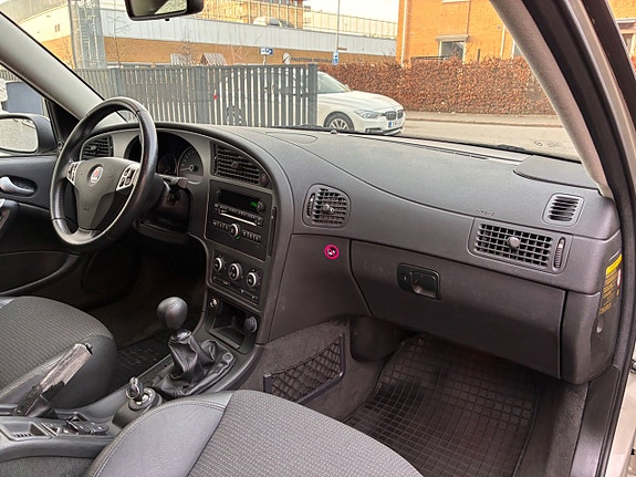 Saab 9-5 21 of 25