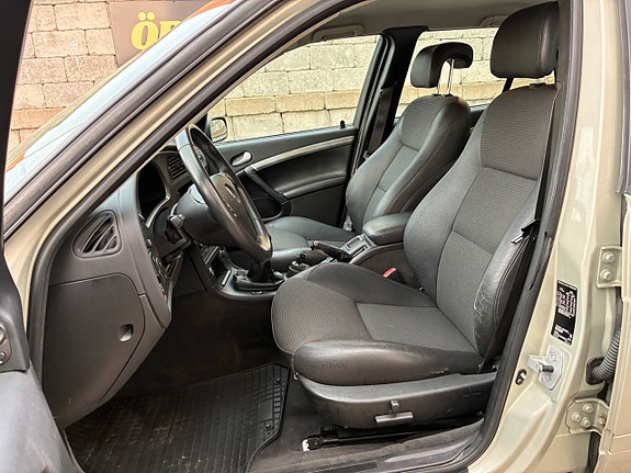 Saab 9-5 18 of 25