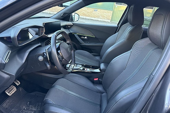Peugeot 2008 9 of 23