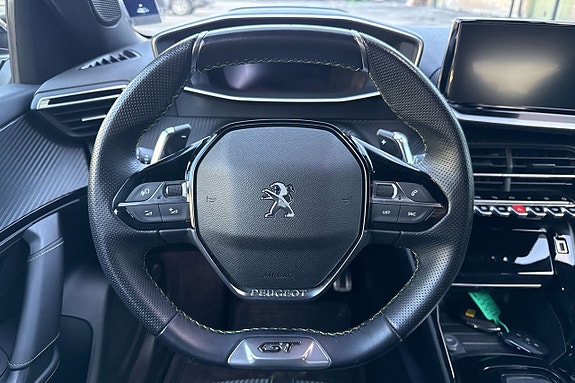 Peugeot 2008 14 of 23