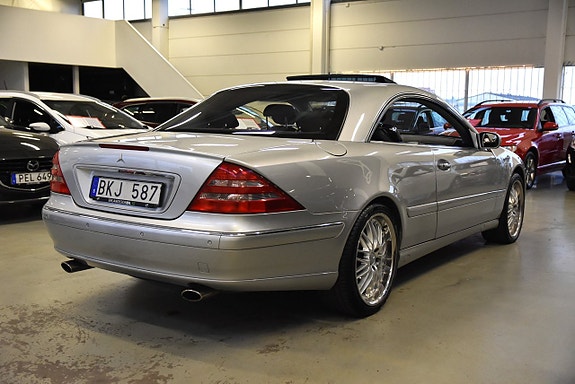 Mercedes-Benz CL500 3 of 5