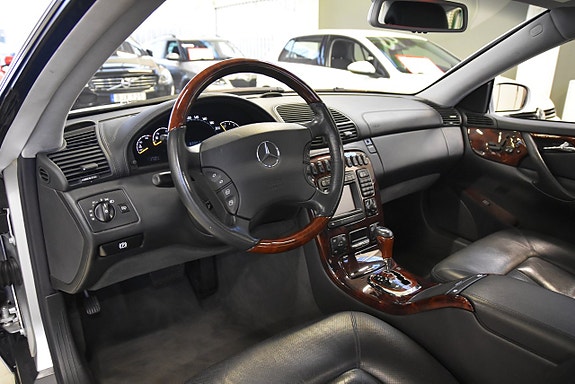 Mercedes-Benz CL500 7 of 14