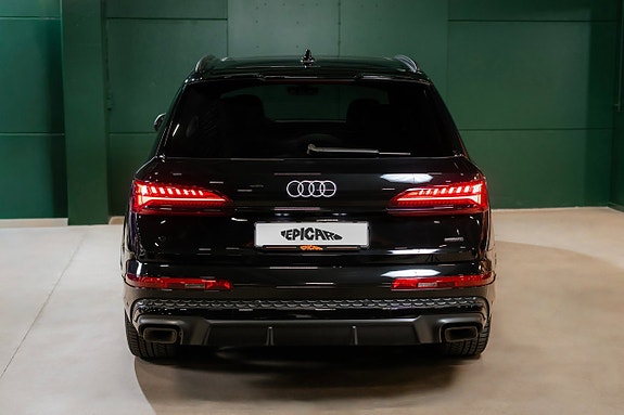 Audi Q7 6 of 28