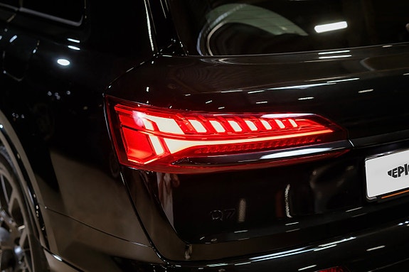 Audi Q7 10 of 28