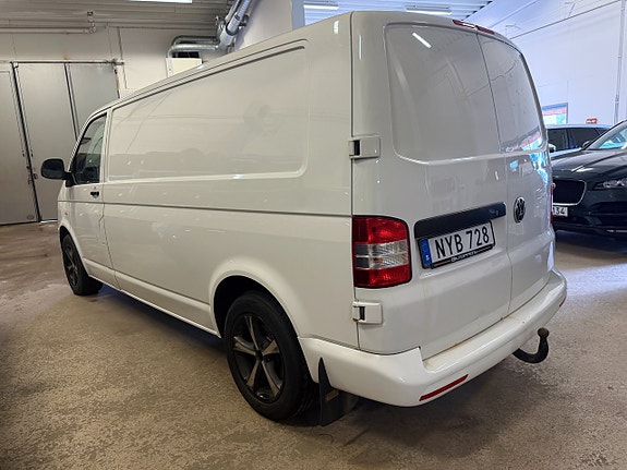 Volkswagen Transporter 2 of 5