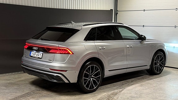 Audi Q8 8 of 25