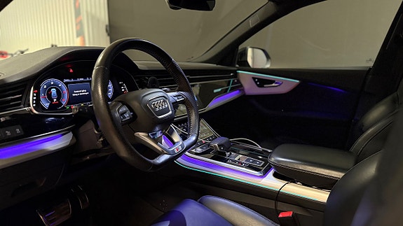 Audi Q8 13 of 25
