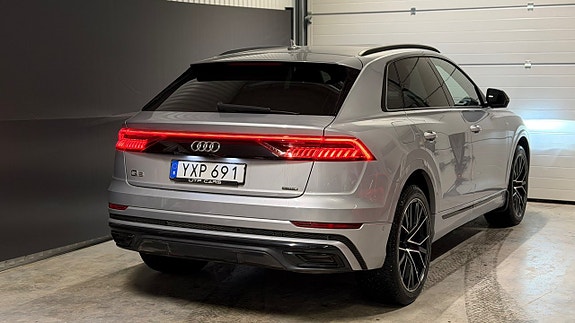 Audi Q8 6 of 25