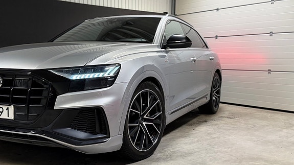 Audi Q8 3 of 25