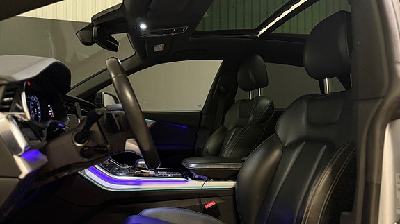 Audi Q8 12 of 25