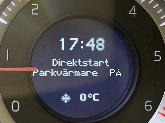 Volvo XC60 16 of 21