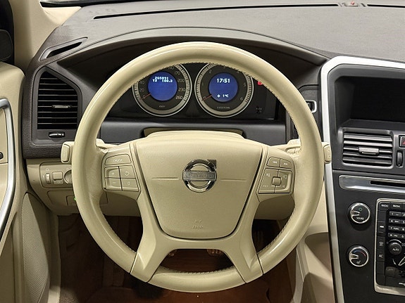 Volvo XC60 21 of 21