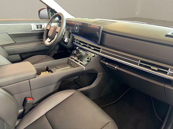 Hyundai Santa Fe 13 of 15