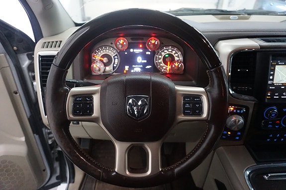 Dodge RAM 1500 13 of 30