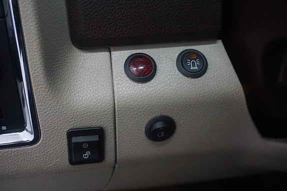 Dodge RAM 1500 28 of 30