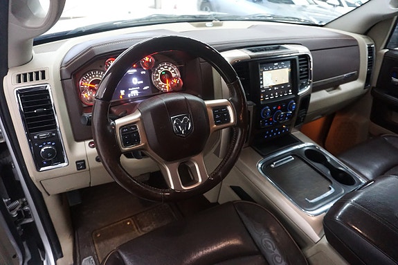 Dodge RAM 1500 12 of 30