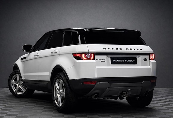 Land Rover Range Rover Evoque 6 of 16