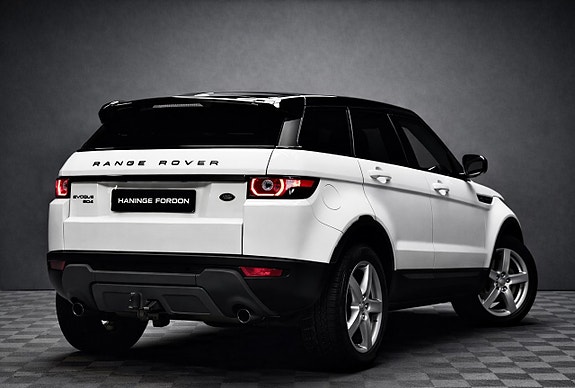 Land Rover Range Rover Evoque 4 of 5