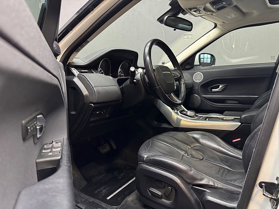 Land Rover Range Rover Evoque 7 of 16