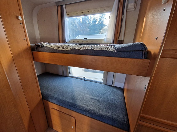 Fiat Ducato Hyr en rymlig familjehusbil – 6 platser och B-körkort 7 of 18