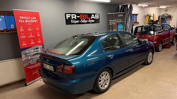 Nissan Primera 3 of 23