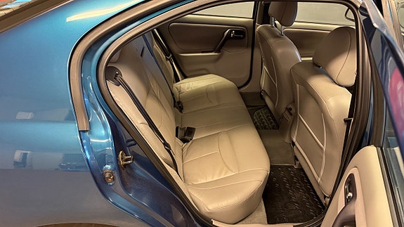 Nissan Primera 9 of 23