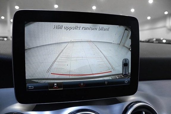 Mercedes-Benz GLA220 d 23 of 26