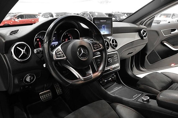 Mercedes-Benz GLA220 d 8 of 26