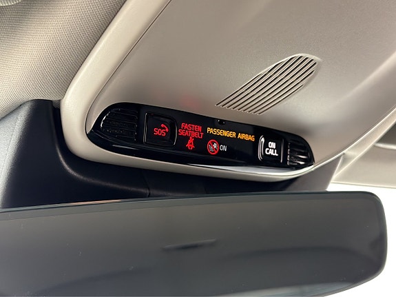 Volvo S90 27 of 30