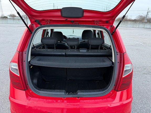 Hyundai i10 5 of 5