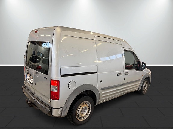 Ford Transit Connect 5 of 5