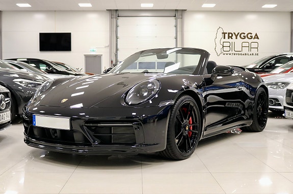 Porsche 911 Carrera 4 GTS