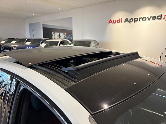 Audi Q3 7 of 15