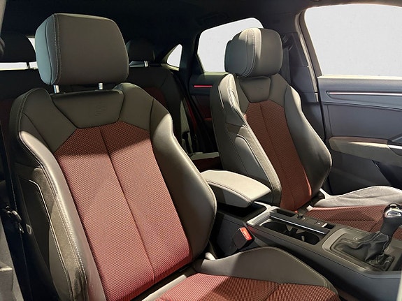 Audi Q3 10 of 15
