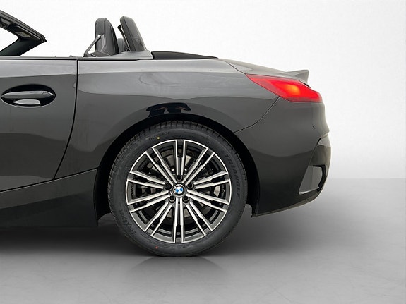 BMW Z4 30 of 30