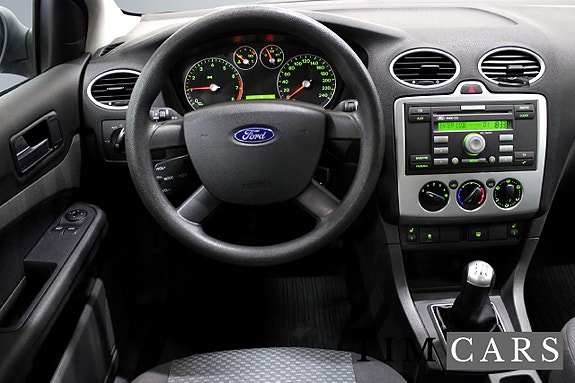 Ford Focus 8 of 8
