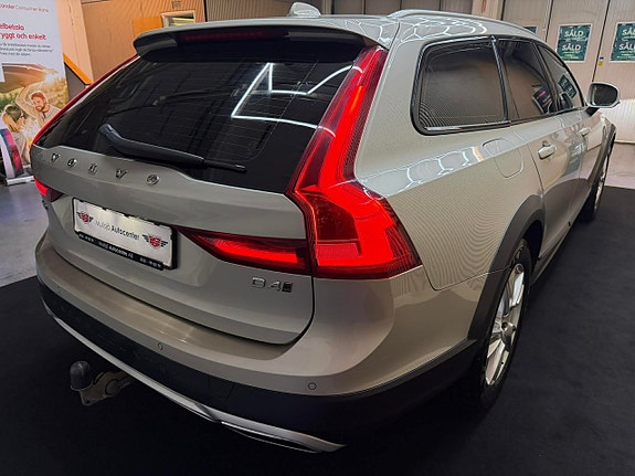 Volvo V90 Cross Country 5 of 5