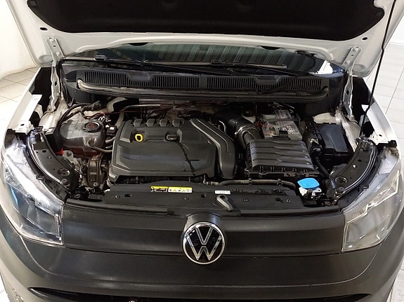 Volkswagen Caddy Maxi 12 of 14