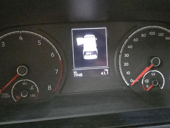 Volkswagen Caddy Maxi 10 of 14