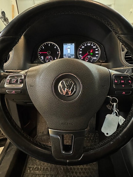 Volkswagen Tiguan 10 of 22