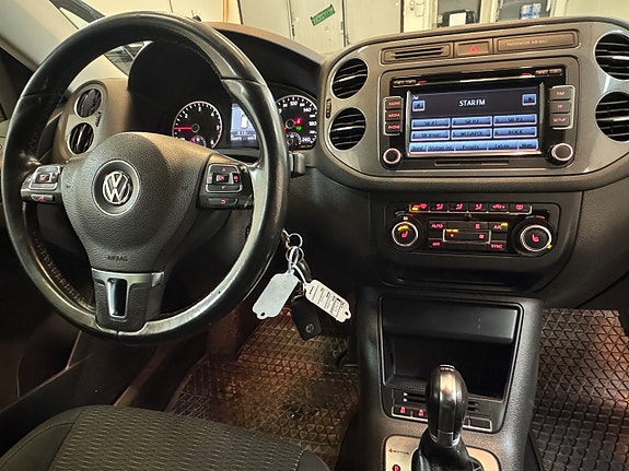 Volkswagen Tiguan 12 of 22