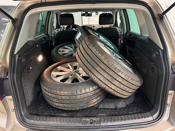 Volkswagen Tiguan 22 of 22