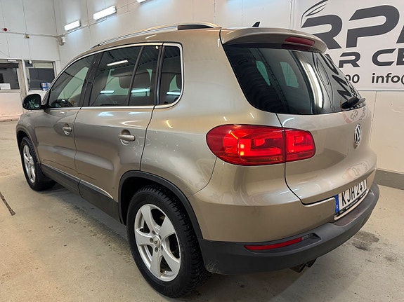 Volkswagen Tiguan 6 of 22