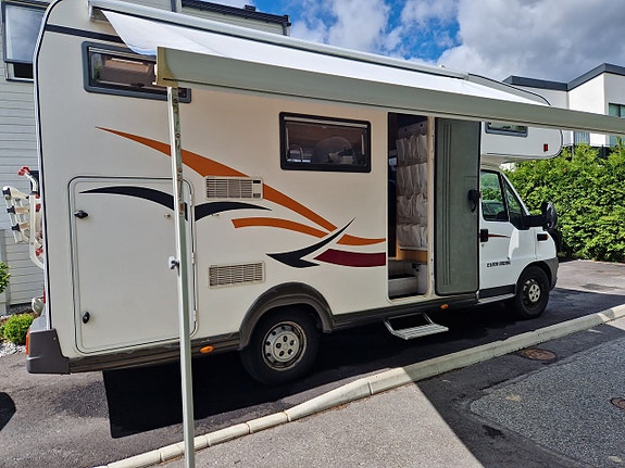 Fiat Ducato EURA MOBIL S635VB | Våningssäng | Solpanel