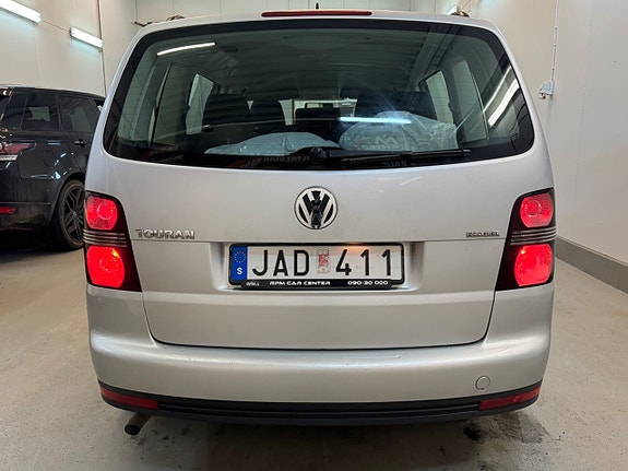 Volkswagen Touran 8 of 21