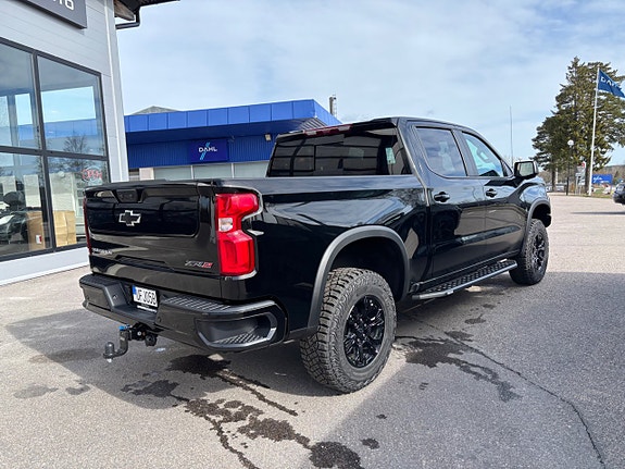 Chevrolet Silverado 1500 4 of 5