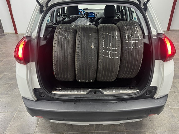 Peugeot 2008 16 of 16
