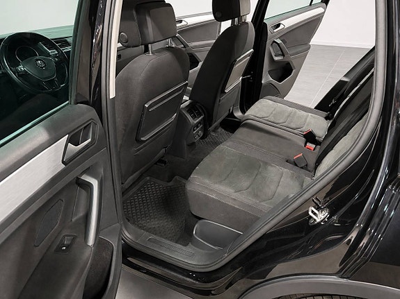 Volkswagen Tiguan 9 of 11